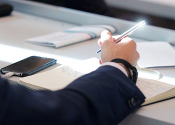 Pozyskiwanie pracownika