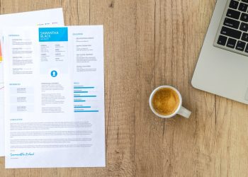 Obsługa spraw pracowniczych – dlaczego warto postawić na outsourcing?