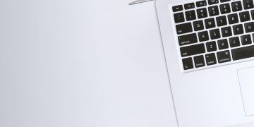 Administrator bezpieczeństwa informacji – dlaczego warto skorzystać z jego usług?