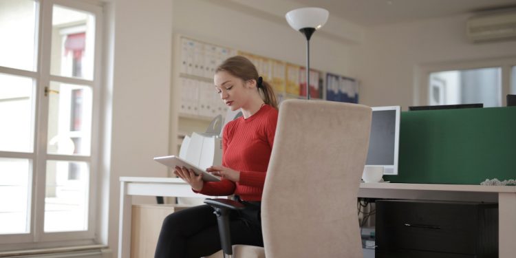 outsourcing a wewnetrzna ksiegowosc