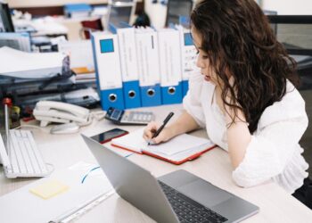 biuro rachunkowe a kancelaria ksiegowa roznice