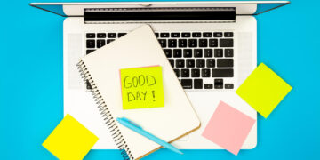 Notes na laptopie